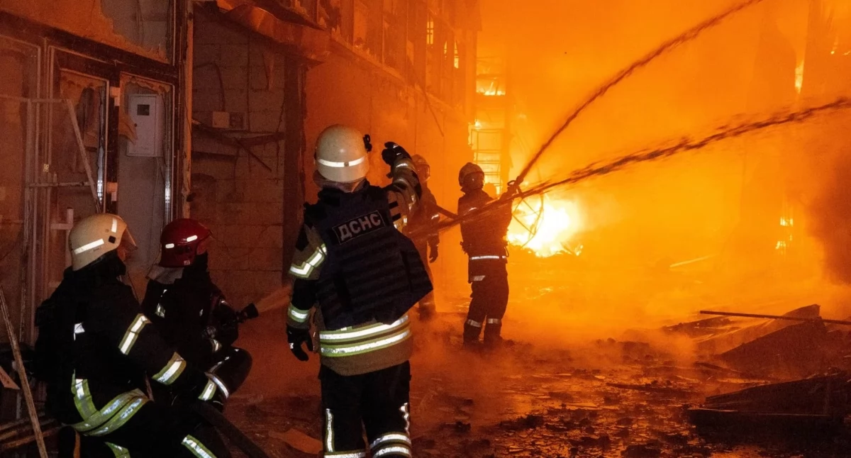 Bilans nocnych ataków. 3 zabitych 12 rannych