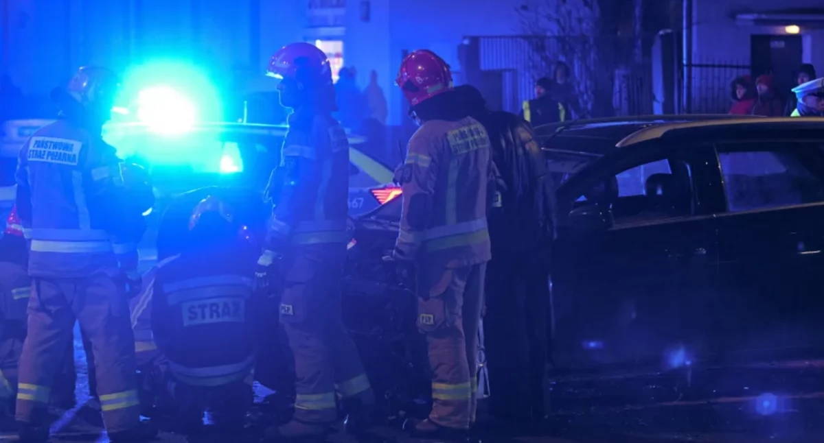 Samochód wjechał w pieszych. Nie żyje dziecko