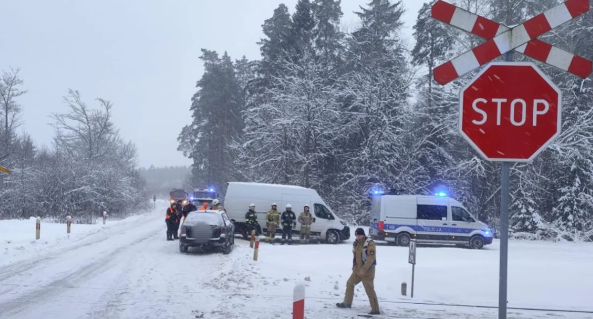 Auto na przejeździe, potem dwa pociągi. Dramat matki i jej syna