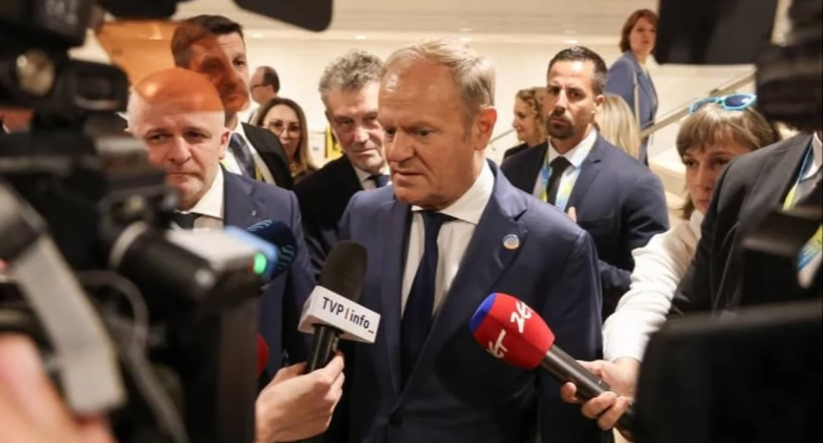 „Rosyjskie bagno” rozpala politykę