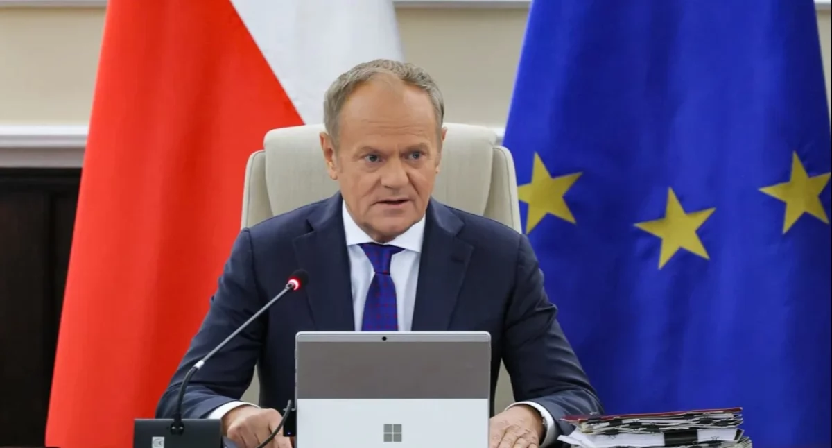 Premier o CPN. „ Około 60 zł oszczędności na tankowaniu”