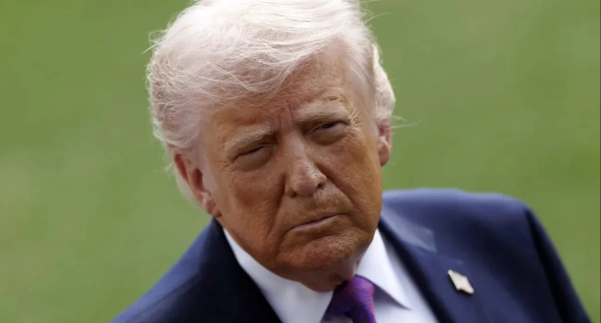 Trump uderza pięścią w stół. Grozi Chinom drastycznymi cłami