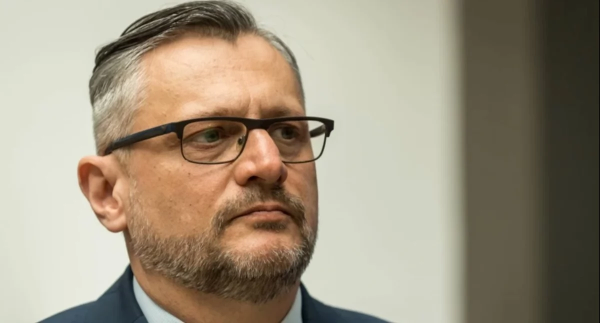 Kara po kontroli NFZ. W tle prywatny zabieg syna senatora