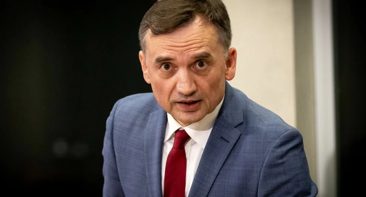 Nieoficjalnie: Zbigniew Ziobro jest w USA. Polityczna burza trwa