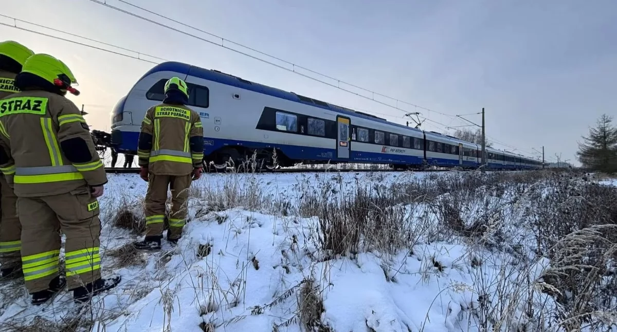 PKP PLK testują system podgrzewania sieci trakcyjnej przeciw oblodzeniu