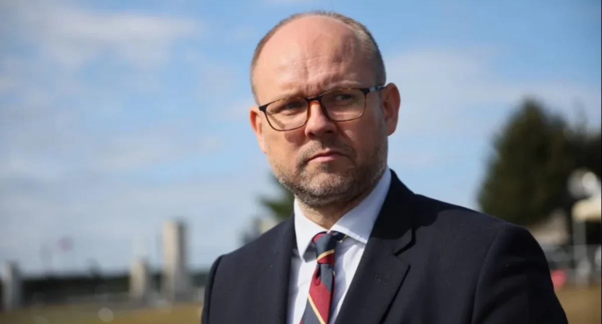 Ostra reakcja po słowach Tuska. Przydacz nie gryzł się w język