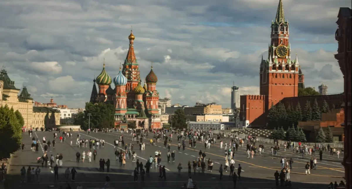 Moskwa pod ostrzałem dronów. Władze mówią o największej fali ataków