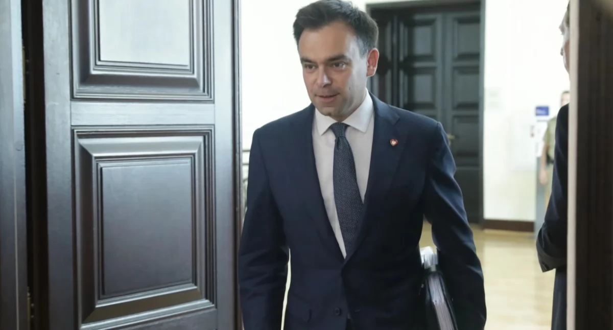 MF sięga po napoje! Wyższy VAT uderzy w „bezalkoholowe” i energetyki