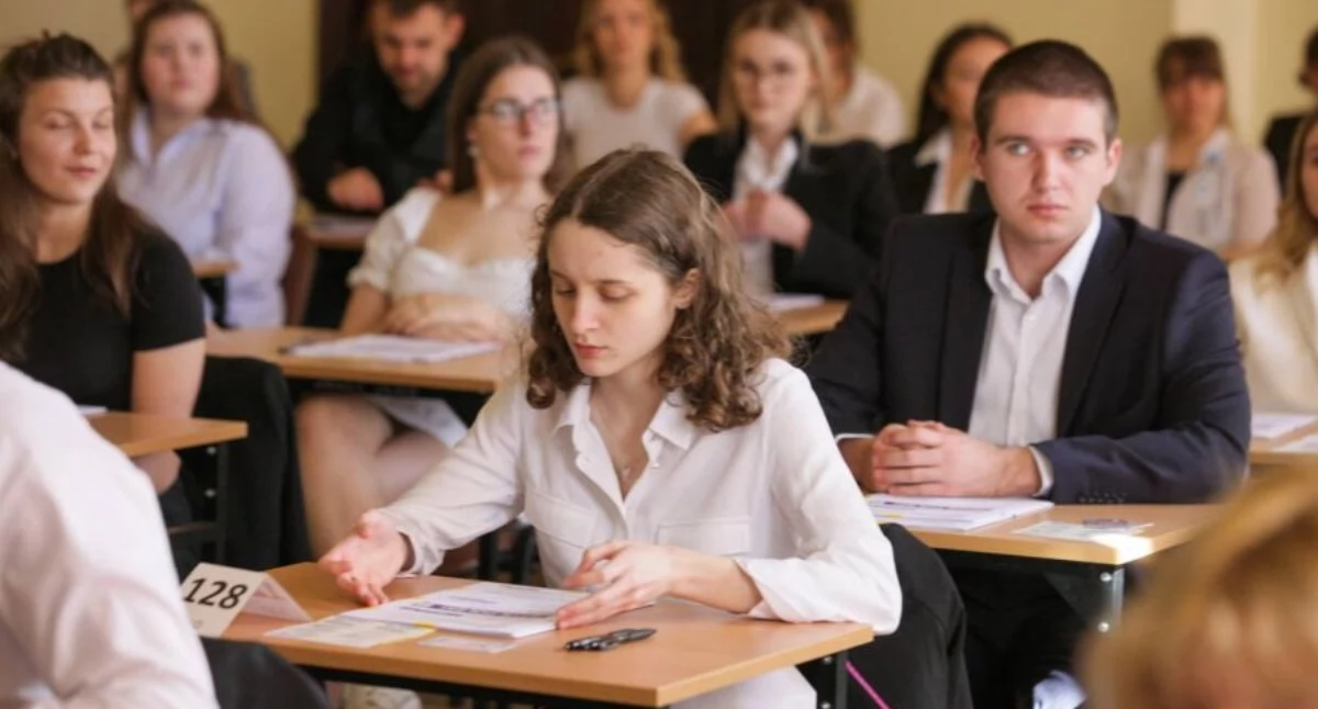 Maturzyści kończą rok szkolny. Egzaminy ruszają 4 maja