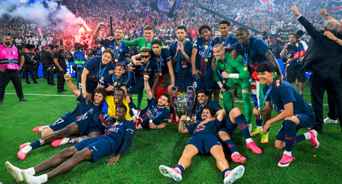 PSG z pucharem, Arsenal z dwoma niewybuchami 