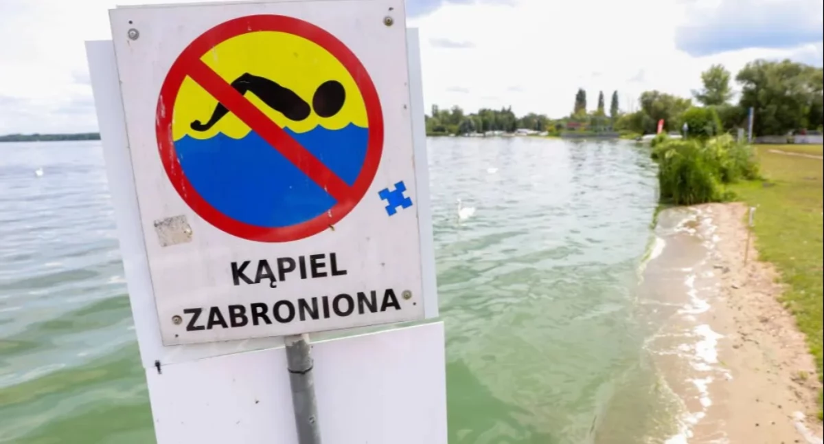 Zakaz kąpieli na kilkudziesięciu kąpieliskach w północnej Polsce