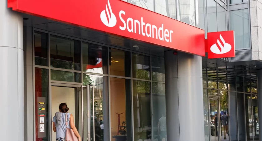 Znikające środki w Santanderze. Bank wskazał trop i zapowiedział zwroty