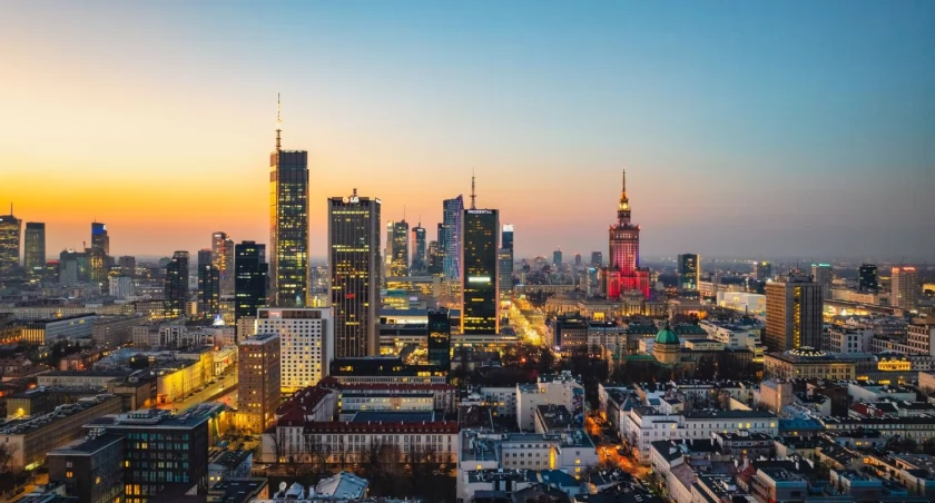 UM Warszawa