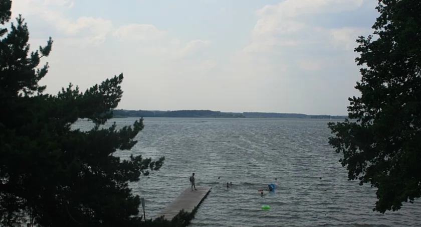 Jezioro Zdworskie / fot. wikipedia