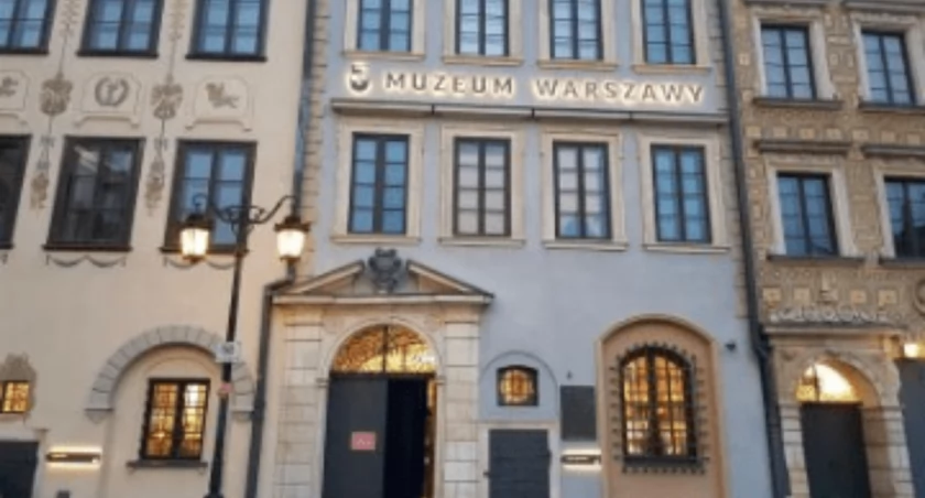 UM Warszawa