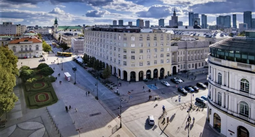 UM Warszawa