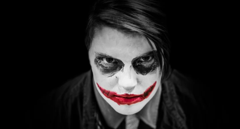 Hermes Rivera on Unsplash