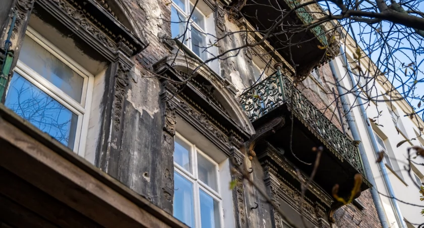 UM Warszawa