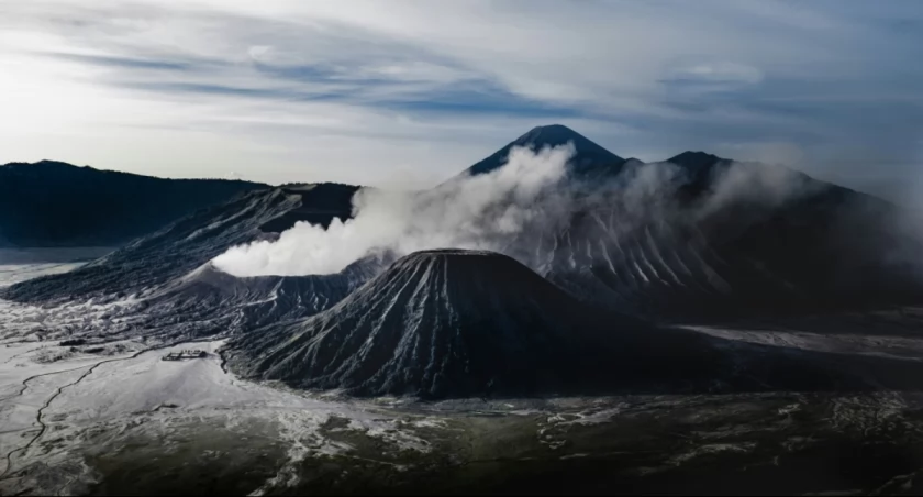 Iswanto Arif on Unsplash - Java