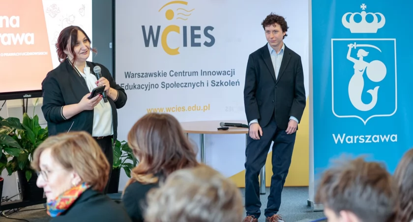 UM Warszawa