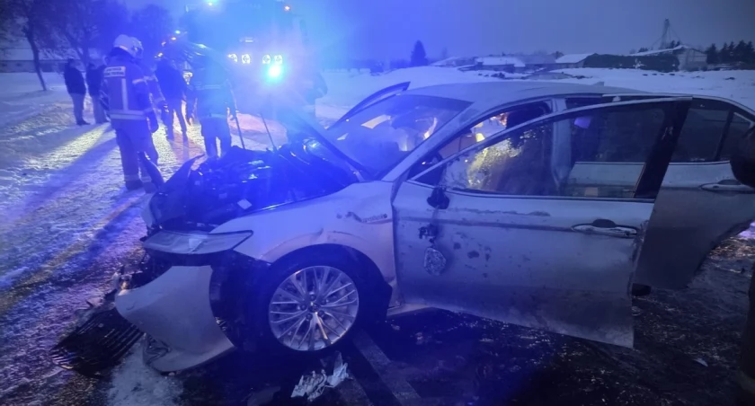 Uszkodzony pojazd / fot. Mazowiecka Policja