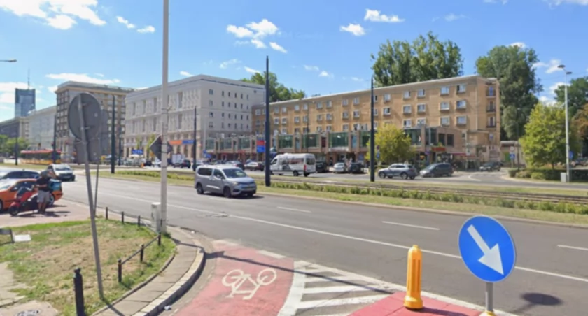 Mapy Google Skrzyżowanie Al. Jana Pawła II z ulicą Nowolipie