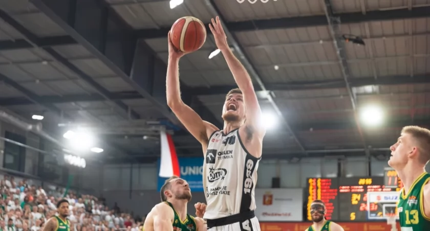 Zawodnik Legii Warszawa Shane Hunter              Fot. PAP/Leszek Szymański 