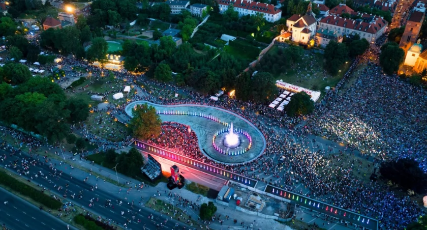 UM Warszawa