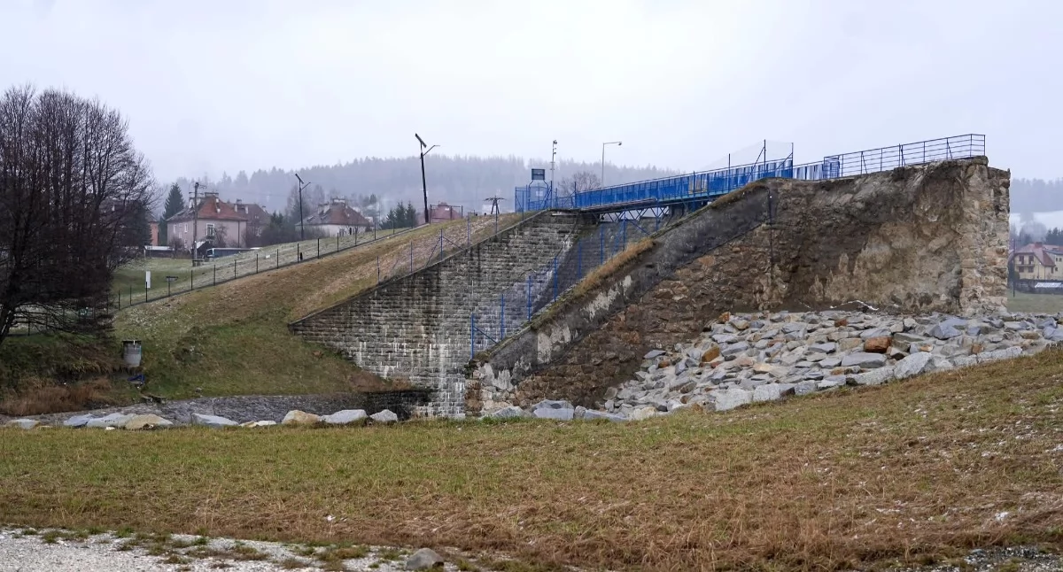 Kiedy ruszy odbudowa zbiornika w Stroniu Śląskim?