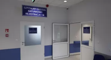 Szpital w Mławie na granicy. Brakuje leków i kroplówek