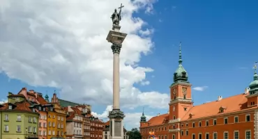 Deptaki, biegi i zamknięte ulice. Warszawa szykuje weekend totalnych zmian