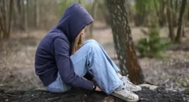 Nastolatki śpią coraz gorzej. Naukowcy alarmują: skutki mogą zostać na całe życie