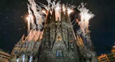 Historyczna chwila w Sagrada Familia  [ZDJĘCIA + WIDEO]