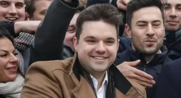 Radny-lekarz znika z KO po gigantycznym skandalu