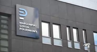 Lawina ruszyła. Lekarz z milionowymi zarobkami traci kolejne funkcje