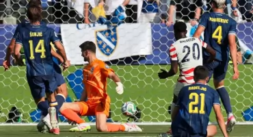MŚ 2026 - awans trzeciego gospodarza mundialu