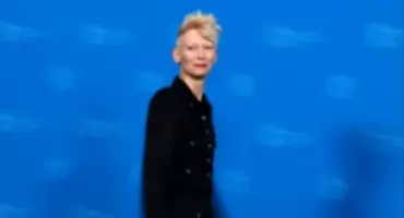 Tilda Swinton przyjedzie do Warszawy. Niezwykła wystawa pokaże jej świat
