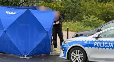 Dramat na Żoliborzu. Motorniczy ruszył na ratunek 82-latce