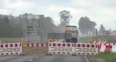 Drogowy absurd pod Pułtuskiem. „Jesteśmy odcięci od świata”